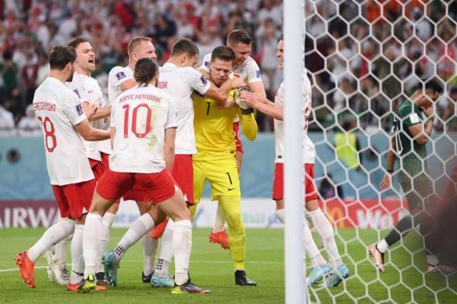 多多28-【世界杯】3C扑点，莱万世界杯首球，波兰2比0沙特